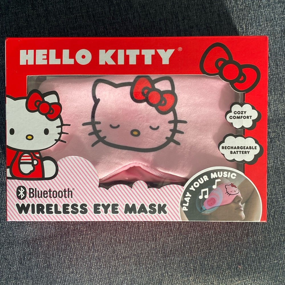 🎄🎀Hello Kitty Wireless Eyemask Bluetooth